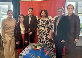 Die Spitzenkandidatinnen aus Stadt und Landkreis mit Dr. Rolf Mützenich