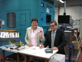 Christel Engelhard und Gerd Steinberger haben "ihre" Trausnitz-Münze geprägt